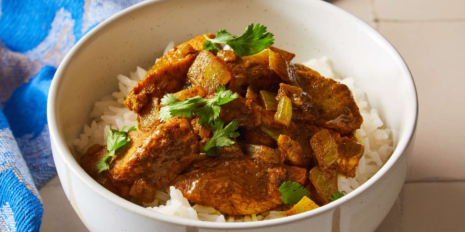 15156-Easy-Chicken-Curry-ddmds-2x1-f33afb5b1f224cd2b381a316e98643bf