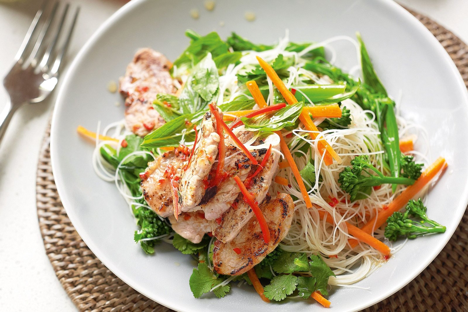 thai-pork-vermicelli-salad-13110-1